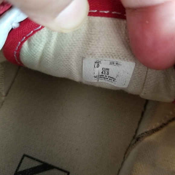 Van's Old Skool Red And Marshmallow Checkered Low Top - Picture 7 of 7